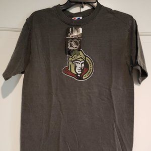 NEW Men's Majestic NHL Ottawa Senators hockey short sleeve t-shirt - small